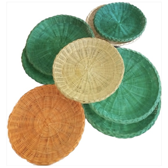 Vintage Bamboo/Wicker Plate Holders or Wall Decor ππ§‘ππ - Picture 1 of 8
